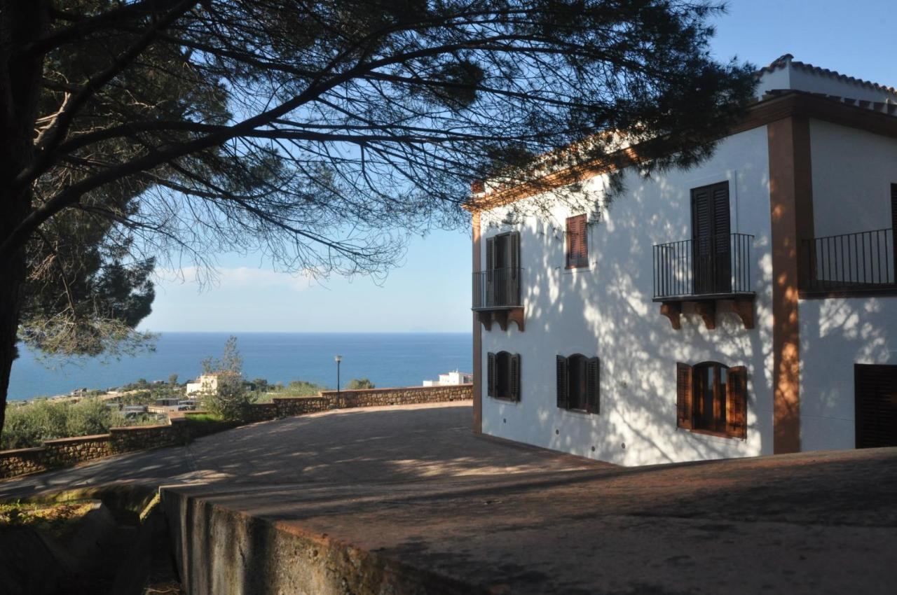 Villa Del Vescovo Cefalù Buitenkant foto
