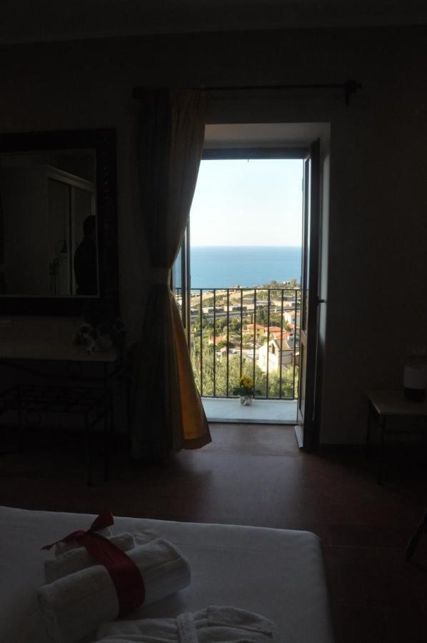 Villa Del Vescovo Cefalù Buitenkant foto