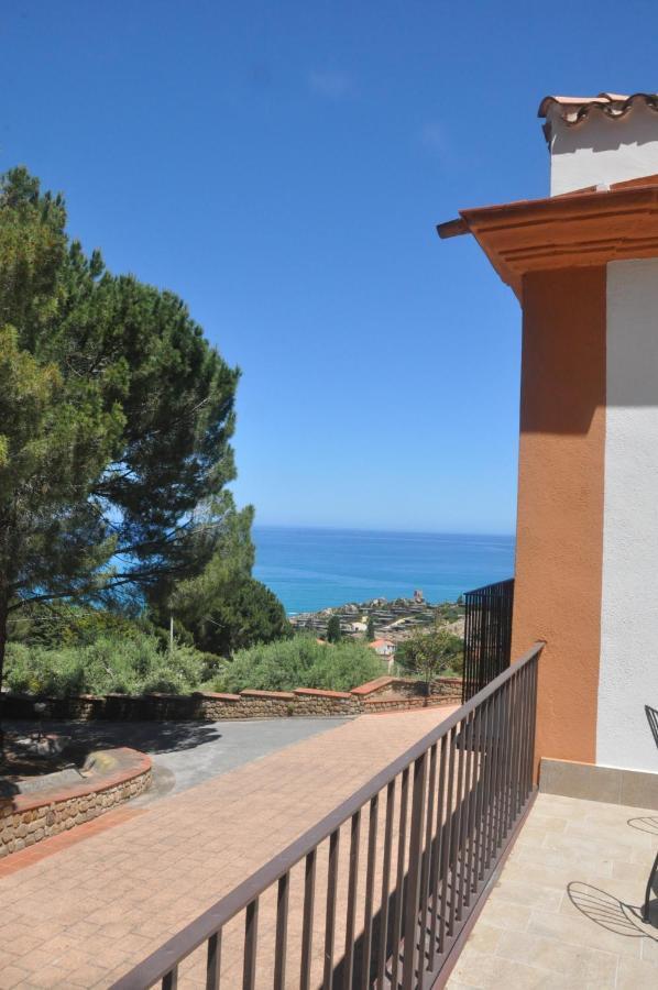 Villa Del Vescovo Cefalù Buitenkant foto